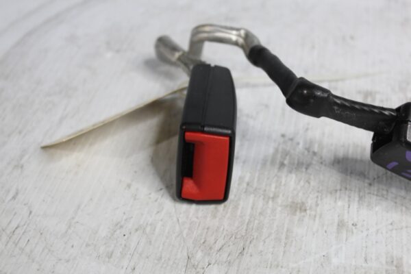 Audi 8P A3 S3 Rear Middle Seat Belt Buckle Clip Clasp Catch 8P0857739C