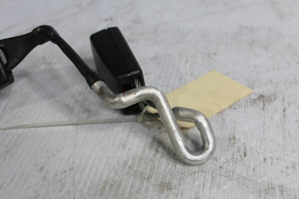 Audi 8P A3 S3 Rear Middle Seat Belt Buckle Clip Clasp Catch 8P0857739C