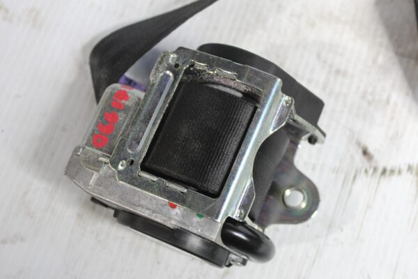 Audi 8P A3 S3 Front Left Passenger Side Seat Belt Tensioner Assembly 8P4857705C