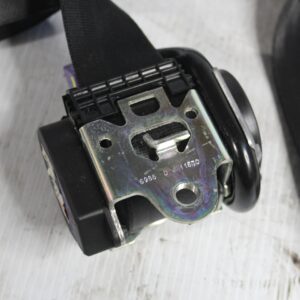 Audi 8P A3 S3 Front Left Passenger Side Seat Belt Tensioner Assembly 8P4857705C - Image 9