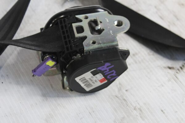 Audi 8P A3 S3 Front Left Passenger Side Seat Belt Tensioner Assembly 8P4857705C