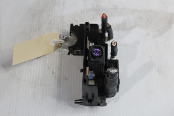 Audi 8V RS3 Battery Negative terminal Fuse Box Unit 8V0915459