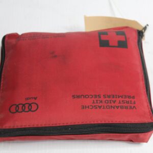 Audi A1 A3 A4 A5 A6 Q5 Q7 Emergency First Aid Kit Bag 8P0860282A - Image 3