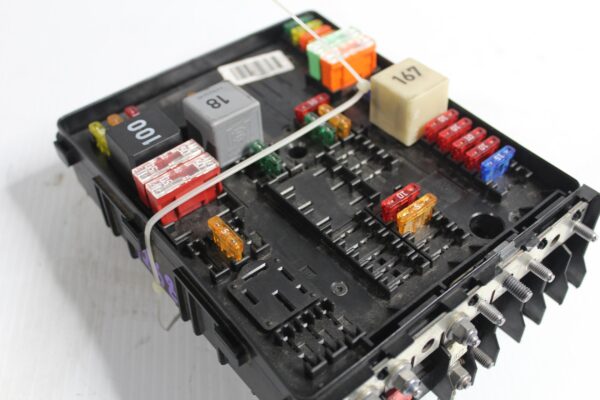 Audi 8P S3 Engine Base Fuse Box Compartment 1K0937124K, 1K0937124P