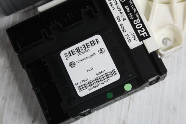 Audi 8P A3 S3 Rear Right Drivers Side Window Regulator Motor Control unit 8P4959802F
