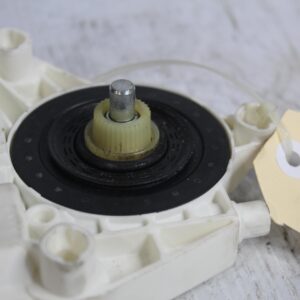 Audi 8P A3 S3 Rear Right Drivers Side Window Regulator Motor Control unit 8P4959802F - Image 3