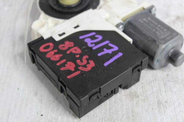 Audi 8P A3 S3 Rear Right Drivers Side Window Regulator Motor Control unit 8P4959802F
