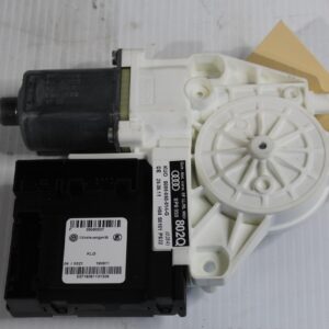 Audi 8P A3 S3 Front Right Drivers Side Window Regulator Motor Control unit 8P4959802Q - Image 4
