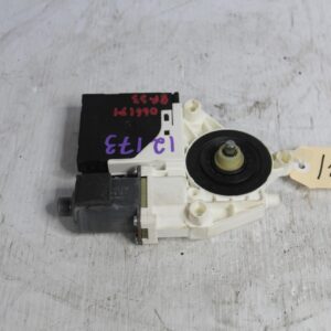 Audi 8P A3 S3 RS3 Driver Right Front Window Regulator Motor 8P0959801Q