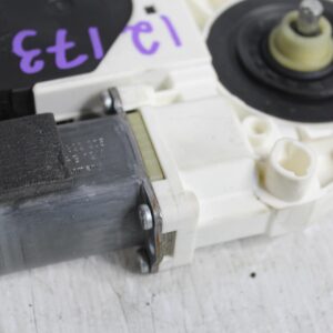 Audi 8P A3 S3 RS3 Driver Right Front Window Regulator Motor 8P0959801Q - Image 3