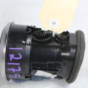 Audi 8P S3 Dashboard Air Vent 8P0820901F - Image 2