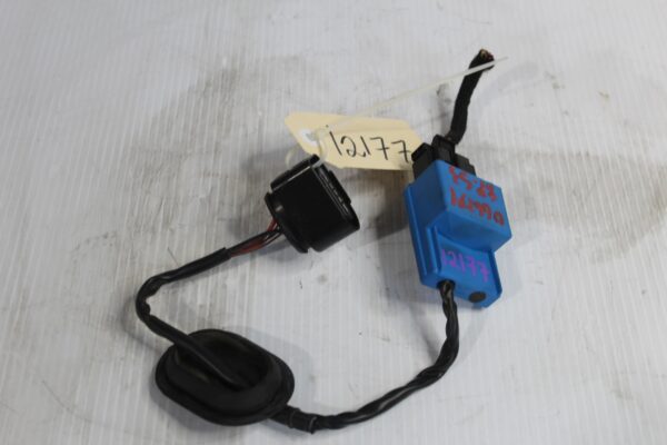 Audi 8P S3 Fuel Pump Control Unit Module Relay 3C0906093C