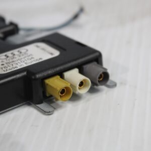 Audi 8P S3 Aerial Amplifier Control Unit 8P4035225 - Image 8