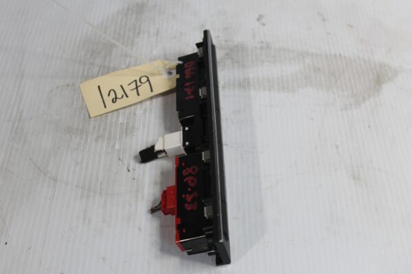 Audi 8P S3 Dashboard PDC Switch Panel 8P0927137BP