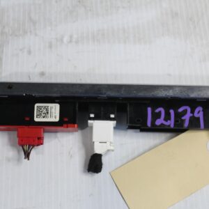 Audi 8P S3 Dashboard PDC Switch Panel 8P0927137BP - Image 5