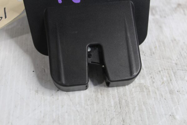 Audi 8P A3 S3 RS3 Rear Hatch Boot Lock 8K9827505A, 8P4827520B