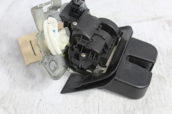 Audi 8P A3 S3 RS3 Rear Hatch Boot Lock 8K9827505A, 8P4827520B