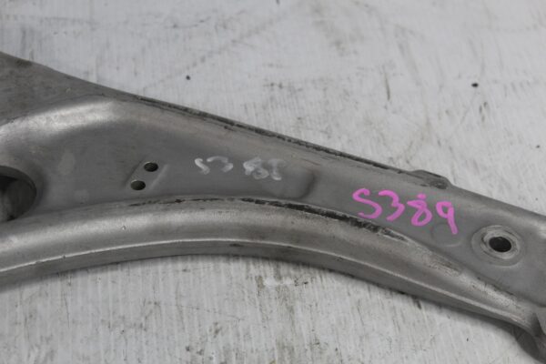 Audi 8P S3 Front Right Lower Control Arm Wishbone CAST 1K0407152BF