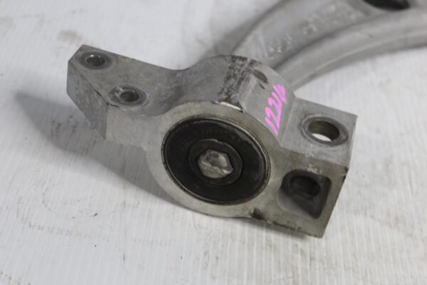 Audi 8P S3 Front Right Lower Control Arm Wishbone CAST 1K0407152BF