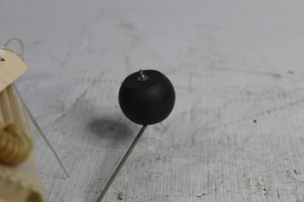 Audi 8V S3 / Volkswagen Mk7 R Fuel Pump Assembly 5Q0919051S