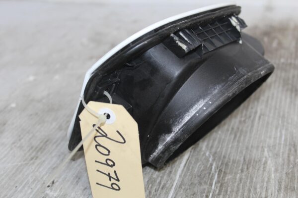 Audi 8R Q5 SQ5 Fuel Tank Flap Lid 4L0010508, 8R0809907B