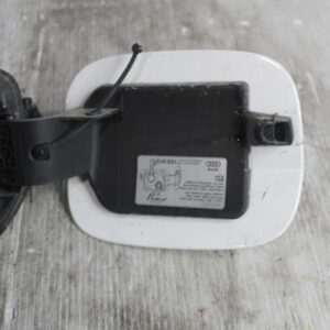 Audi 8R Q5 SQ5 Fuel Tank Flap Lid 4L0010508, 8R0809907B - Image 9