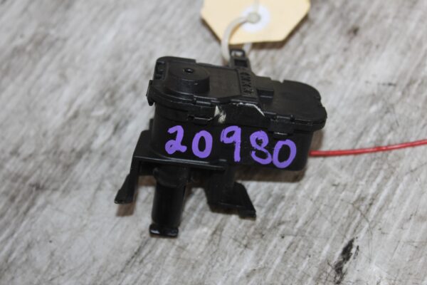 Audi 8R Q5 SQ5 Fuel Door Lock Actuator GENUINE 8K0862153H, 8K0862153J