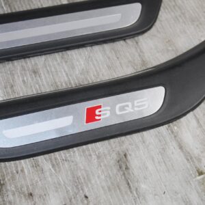 Audi 8R SQ5 Door Sill Trim Strip Set of 4 8R0853373G, 8R0853376G - Image 2