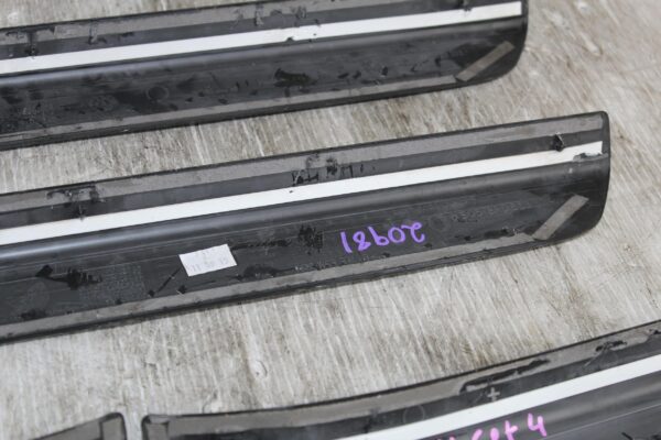 Audi 8R SQ5 Door Sill Trim Strip Set of 4 8R0853373G, 8R0853376G
