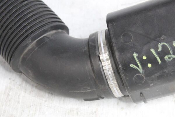 BMW F48 X1 X2 Intake Air Hose Pipe 13717619268, 761926804
