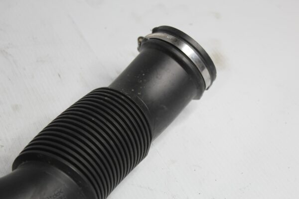BMW F48 X1 X2 Intake Air Hose Pipe 13717619268, 761926804