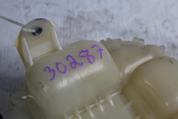 BMW F48 X1 B48 Coolant Bottle Expansion Tank 17138687503, 868750302