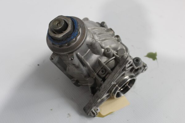 BMW F48 X1 X2 Transfer Case Box PTO 27107646889, 4460410142