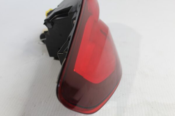 BMW F40 118i Left Tail Light Lamp 63 21 7 450 643, 63217450643