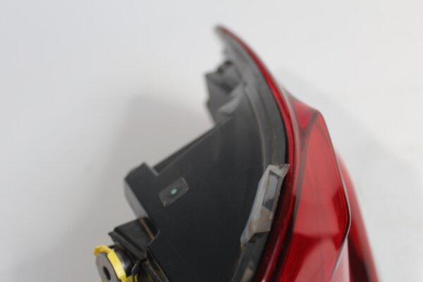BMW F40 118i Right Tail Light Lamp 63 21 7 450 644, 63217450644