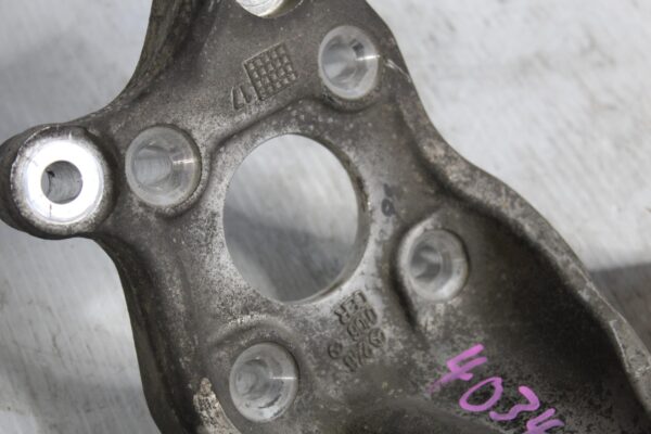 Mercedes Benz W176 W117 A45 CLA45 Rear Right Wheel Knuckle A2469059402, A2469050220