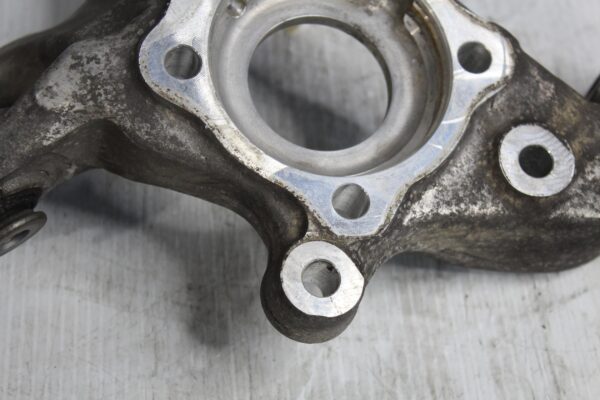 Mercedes Benz W176 W117 A45 CLA45 Rear Right Wheel Knuckle A2469059402, A2469050220