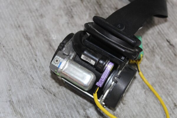 Porsche 955 957 9PA Rear Right Seat Belt Tensioner 609533200,