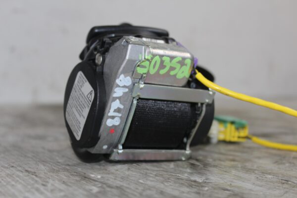 Porsche 955 957 9PA Rear Right Seat Belt Tensioner 609533200,