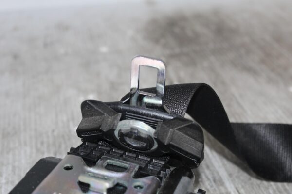 Porsche 955 957 9PA Rear Right Seat Belt Tensioner 609533200,