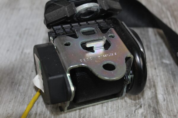 Porsche 955 957 9PA Rear Right Seat Belt Tensioner 609533200,