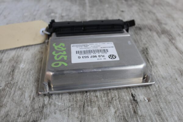Porshce 955 957 9PA Adaptive Air Suspension Control Unit Module 95561830401
