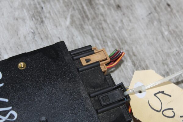 Porshce 955 957 9PA Body Control Unit Module BCM 7L5959933