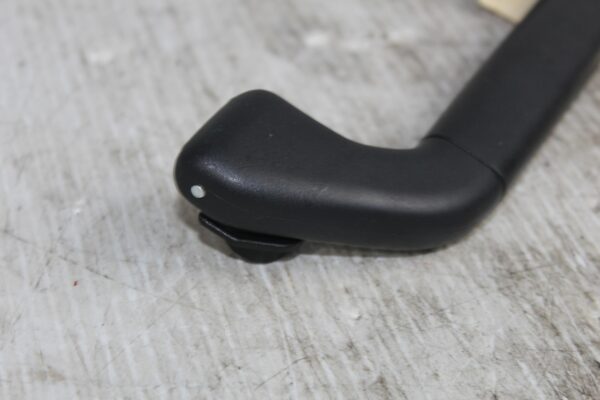 Porsche 955 957 9PA Left Front Overhead Grab Handle 7L0857607A, 95555560700