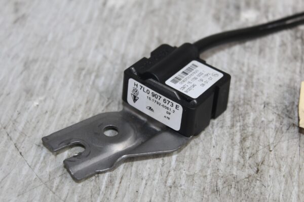 Porsche 955 957 9PA Cayenne Acceleration Sensor 95560607901, 958907673