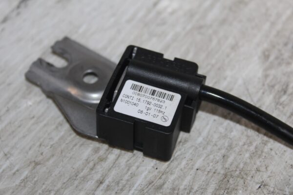 Porsche 955 957 9PA Cayenne Acceleration Sensor 95560607901, 958907673