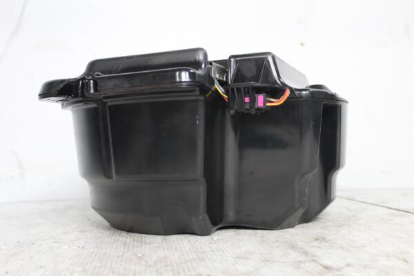 Porsche 955 957 Cayenne BOSE Rear Boot Subwoofer 95564501000