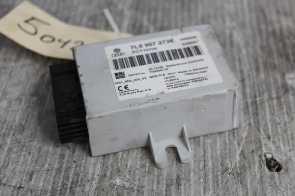Porsche 955 957 9PA Cayenne Tyre Pressure Control Unit Module 95561810300