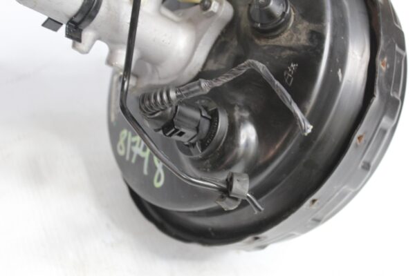Porsche 955 957 Cayenne Brake Booster w Master Cylinder 95535592420, 95535501610