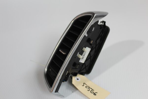 Porsche 92A 958 Left Centre Aircon AC Vent 95855272701, 7P5819727B